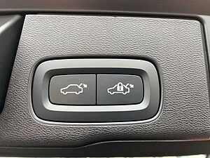 Volvo  Inscription Recharge AWD T6 Luftfahrwerk Standhzg. Rückfahrk. 360°