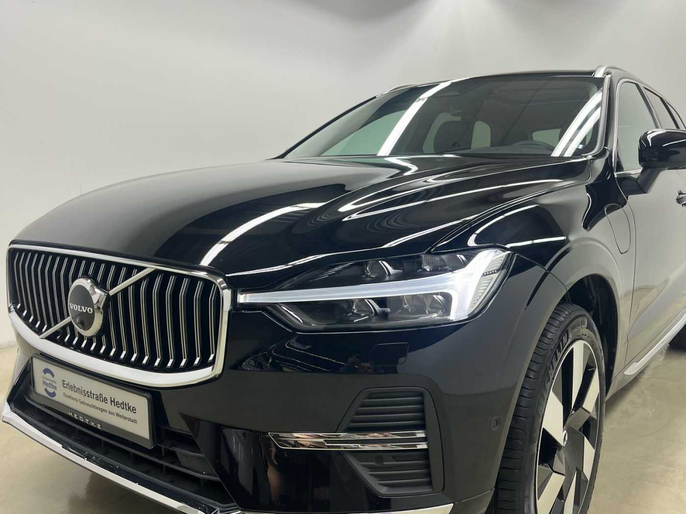 Volvo  XC60 Recharge Plus, T8 AWD Plug-in Hybrid, Elektrisch/Benzin, Bright