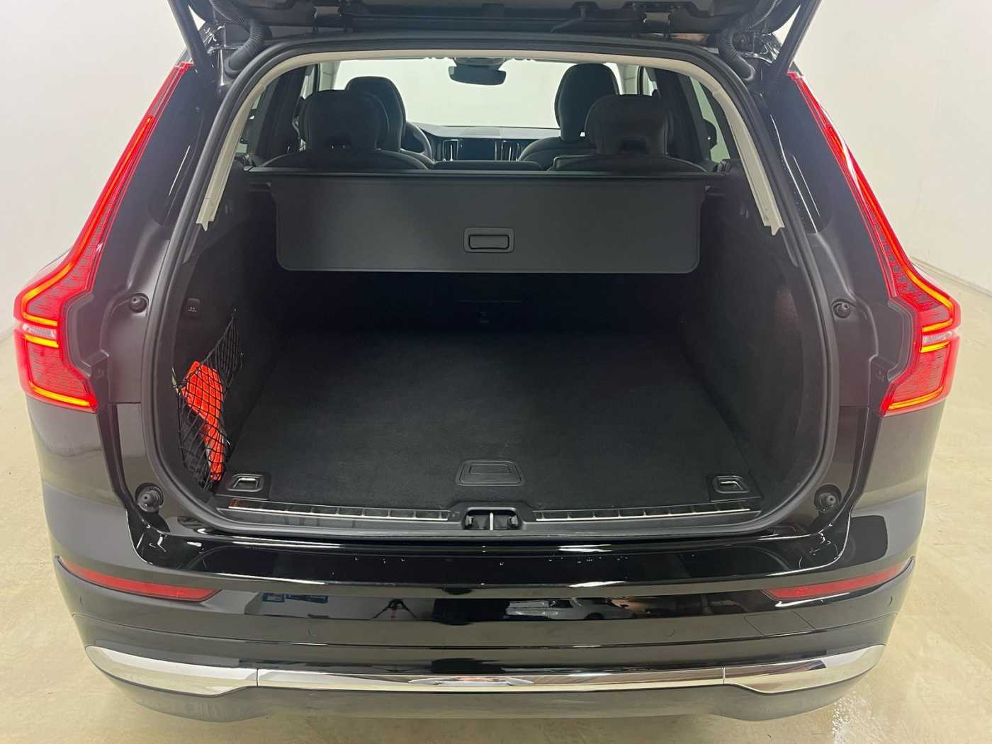 Volvo  XC60 Recharge Plus, T8 AWD Plug-in Hybrid, Elektrisch/Benzin, Bright