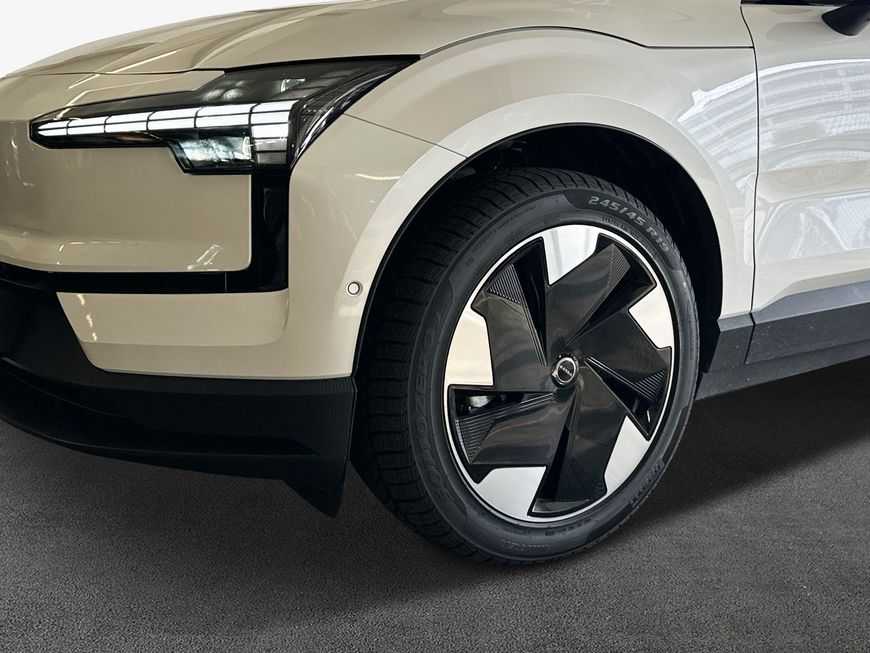 Volvo  Single M. Extended Range RWD