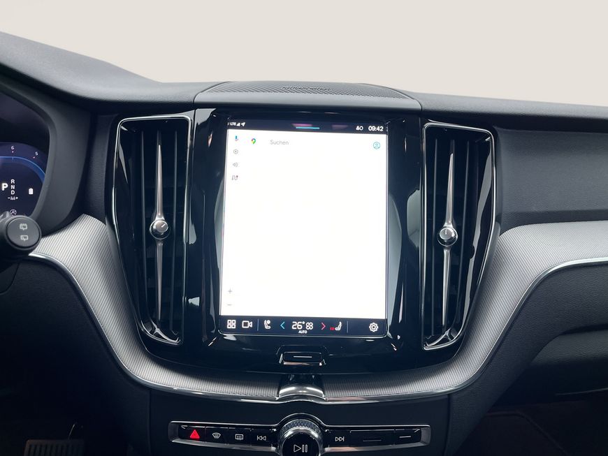 Volvo  Plus Dark