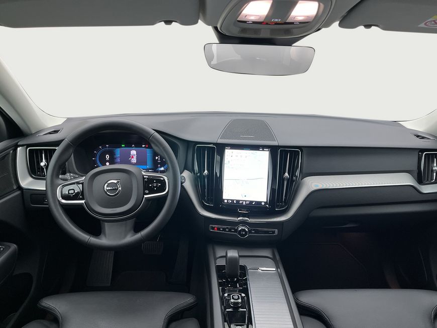 Volvo  Plus Dark