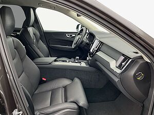 Volvo  Plus Dark