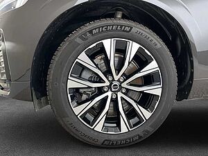 Volvo  Plus Dark