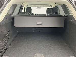 Volvo  Plus Dark