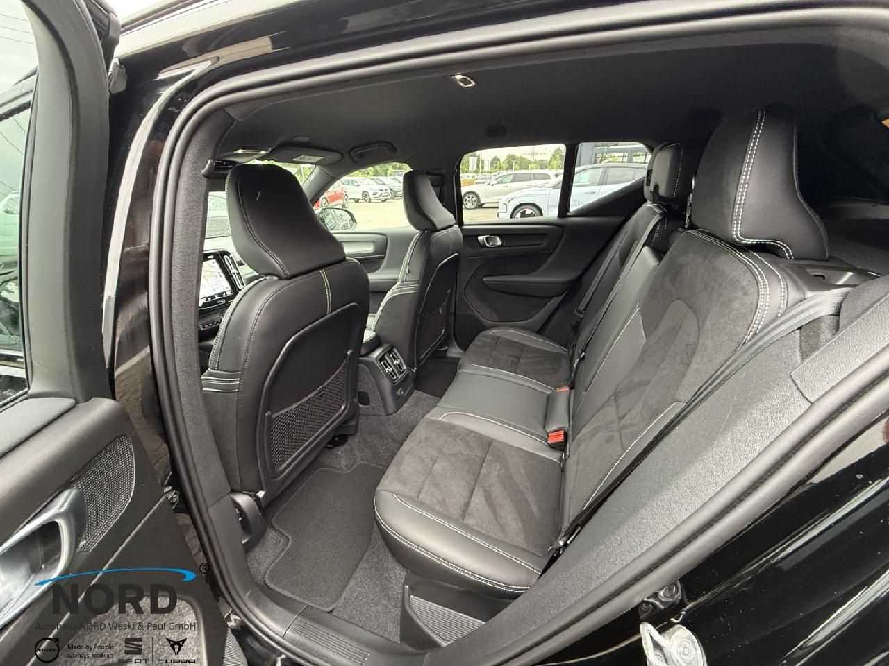 Volvo  T5 R Design Plug-In Hybrid 2WD/Cam/ACC/21'