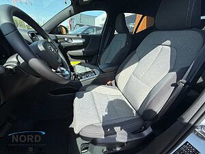 Volvo  B3 Plus Dark 2WD/AHK/Blis/ACC/Licht-P.