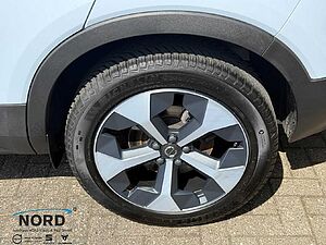 Volvo  B3 Plus Dark 2WD/AHK/Blis/ACC/Licht-P.