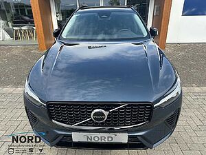 Volvo  B4D Plus Dark AWD/Standh. /HarmanKardon/Blis