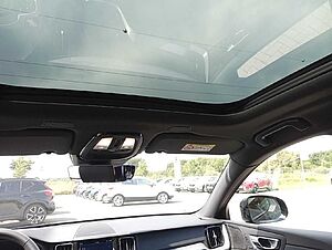 Volvo  B5D R Design AWD/22'AHK/GSD/Standheiz