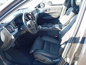 Volvo  T8 Ultra Dark Plug-In Hybrid AWD/B&W/AHK