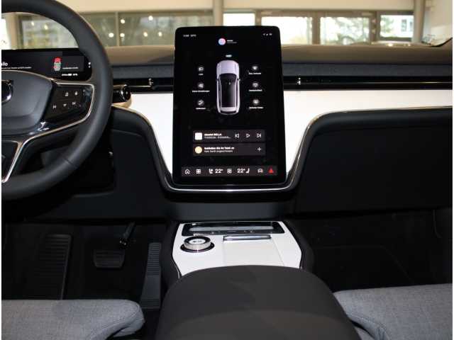 Volvo  Ultra Twin Motor Performance AWD Luftfahrwerk B & W Sound.