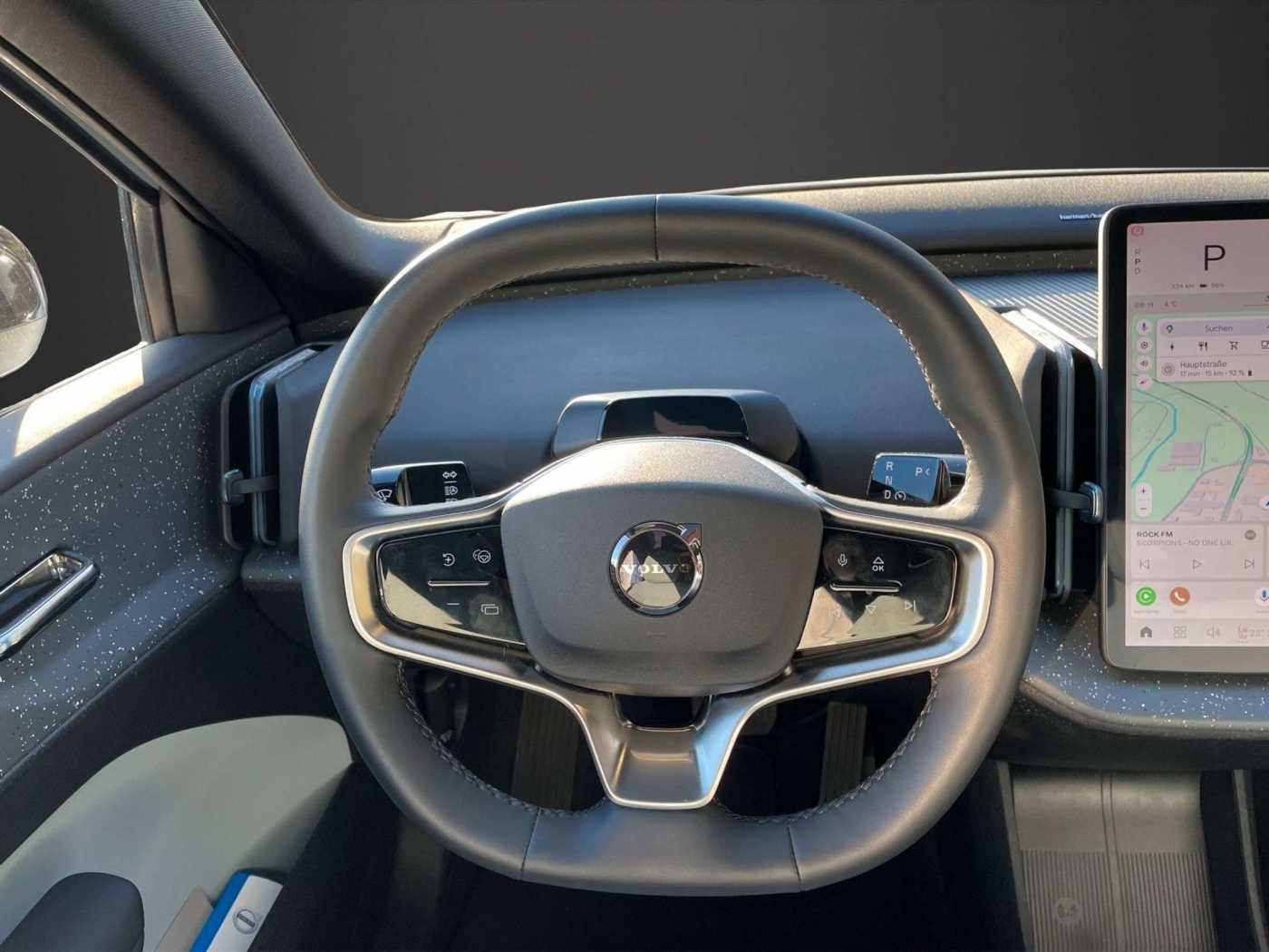 Volvo  Ultra AWD Performance Pure Electric