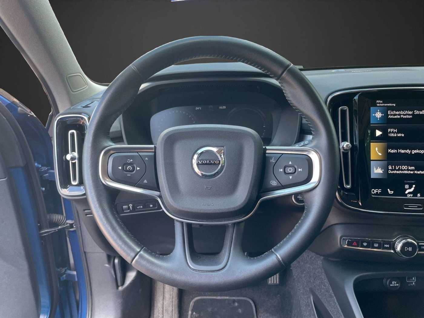 Volvo  Recharge T4 R-Design Expression
