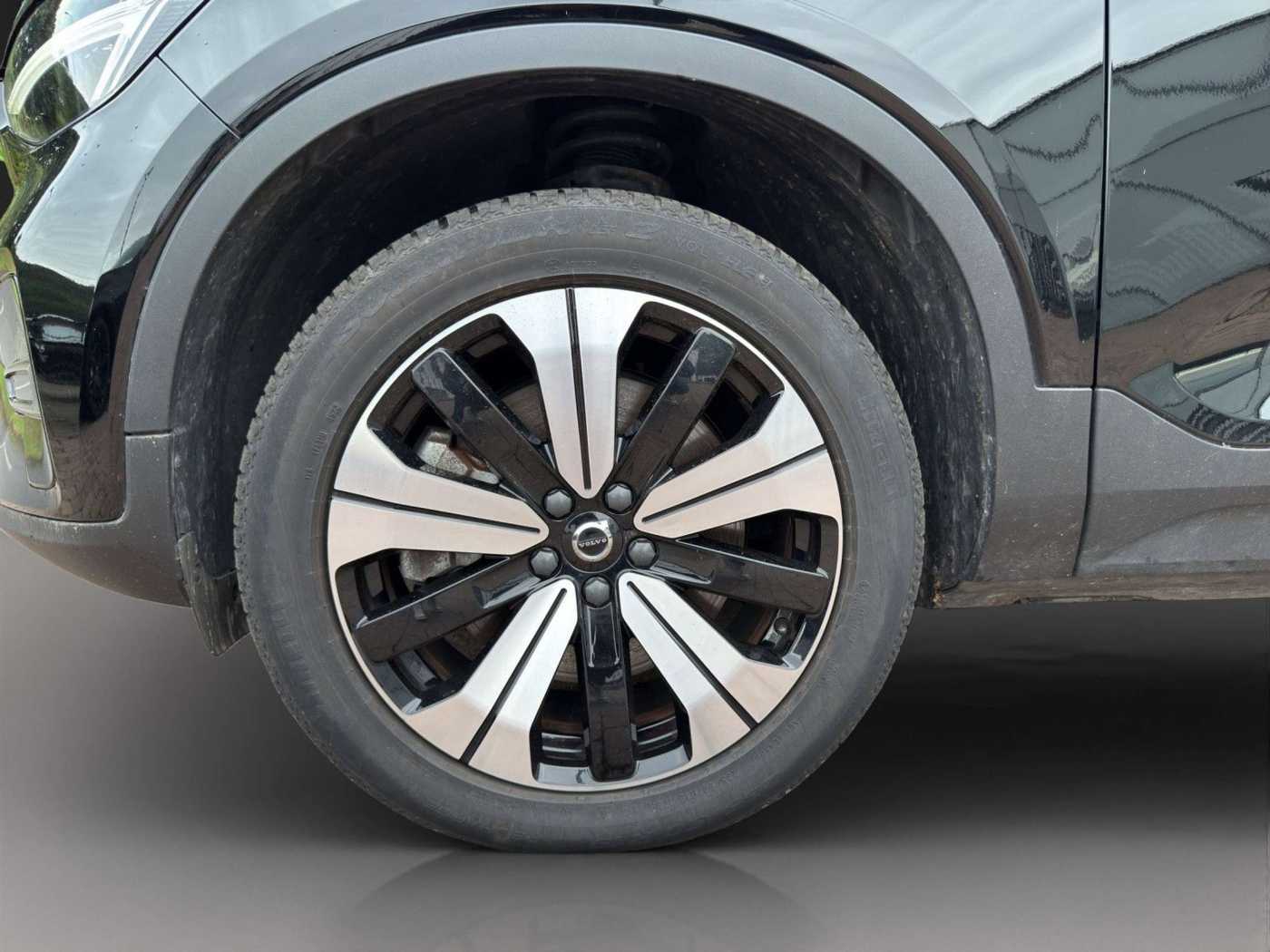 Volvo  Plus Recharge Pure Electric 2WD