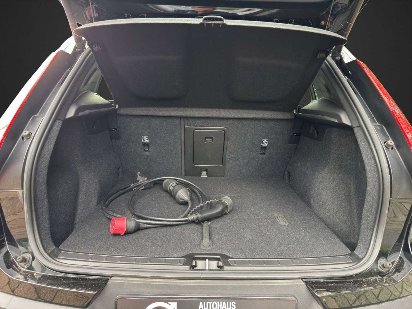 Volvo  Plus Recharge Pure Electric 2WD