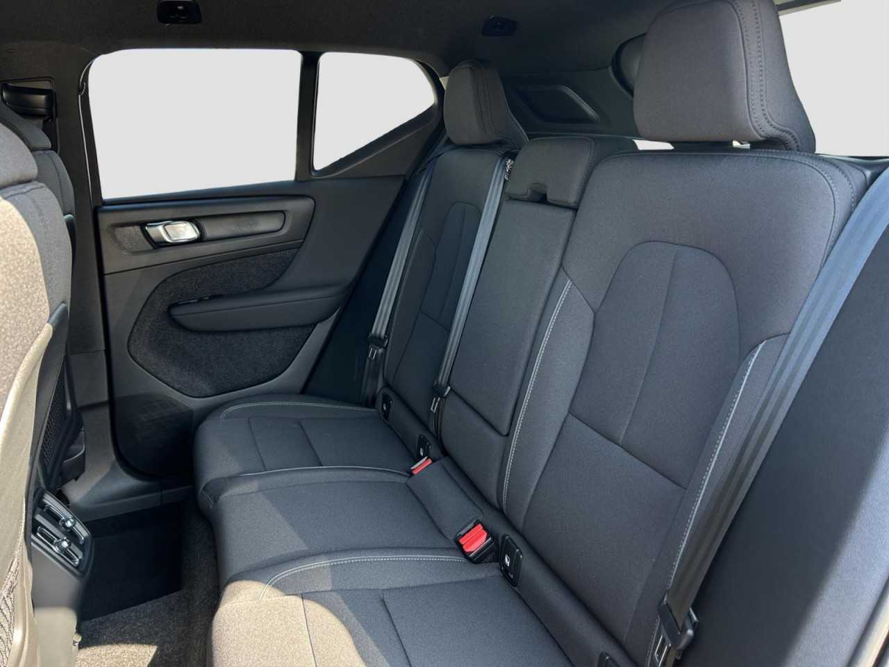Volvo  XC40