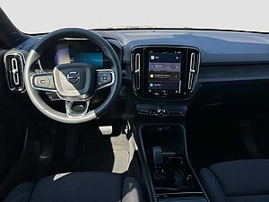 Volvo  XC40