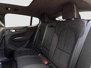 Volvo  C40