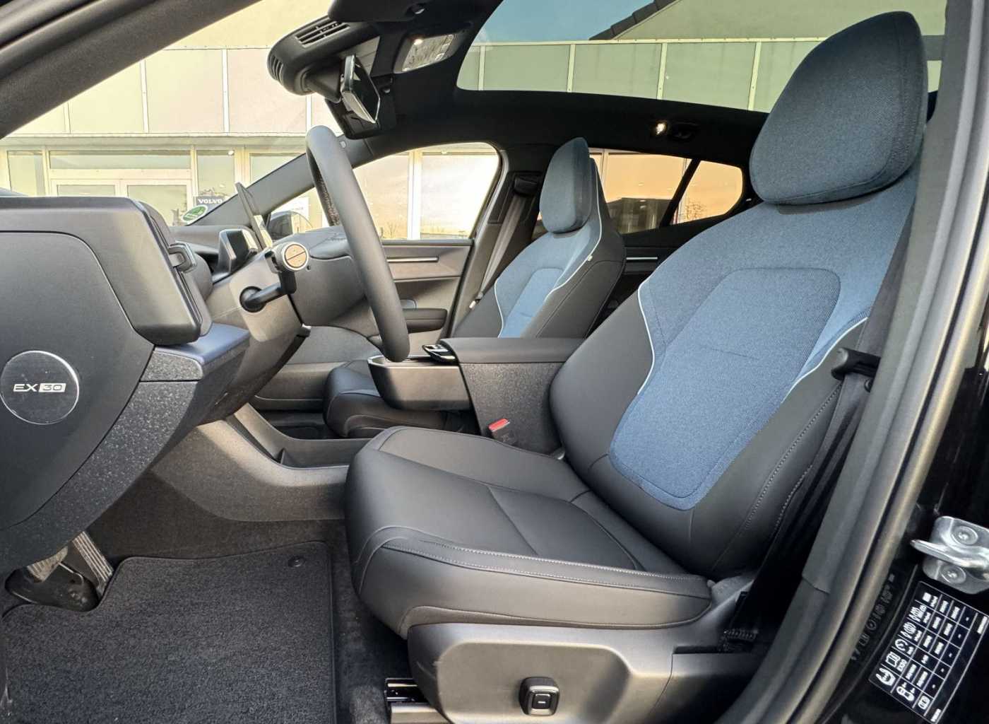 Volvo  Ultra AWD Twin Performance Pure Electric