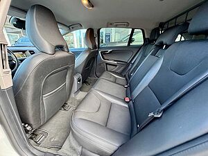 Volvo  D6 AWD Plug in Hybrid Geartronic Momentum