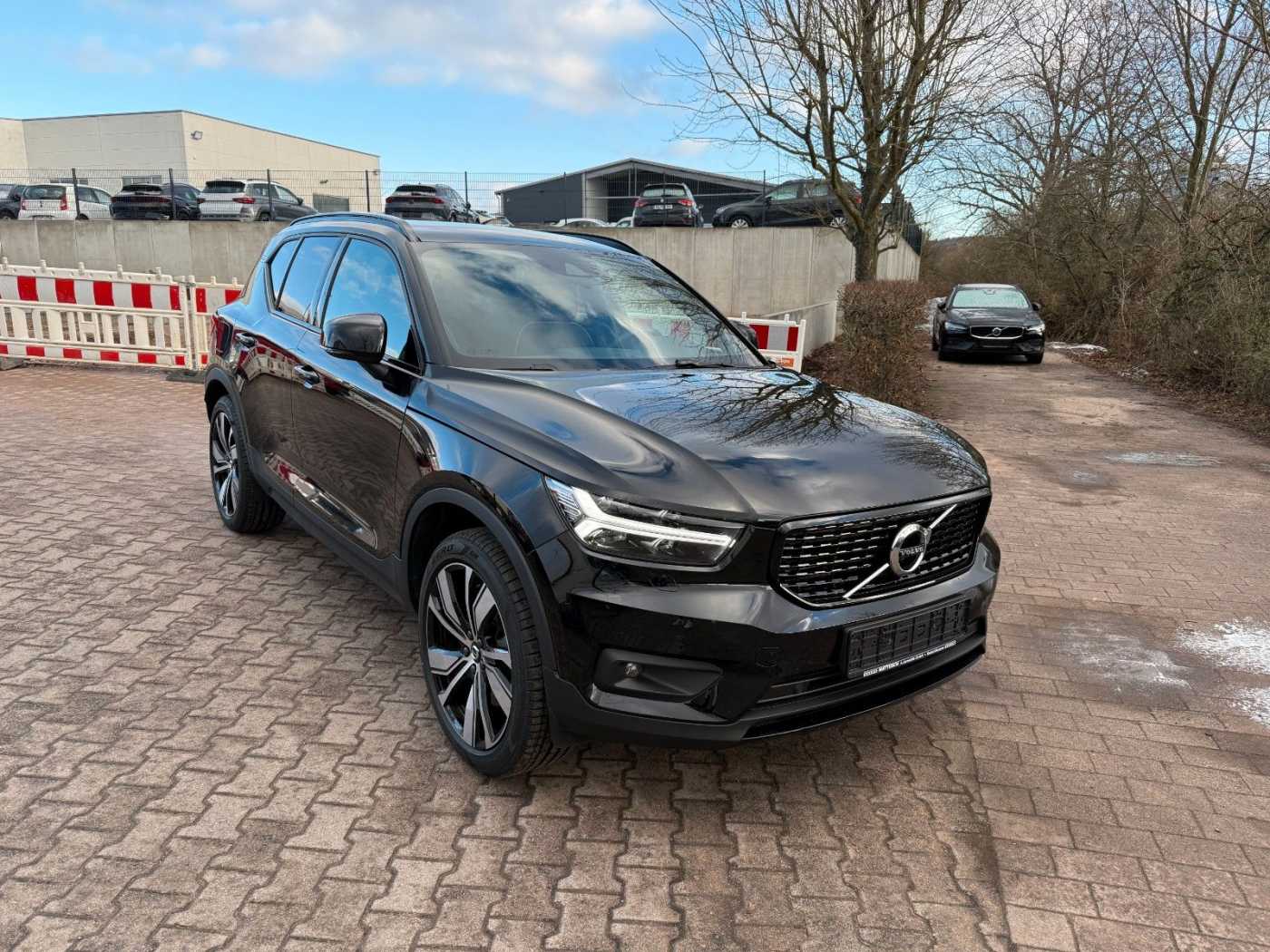 Volvo  T4 R DESIGN PHEV +CAM +LED+PRIVACY+