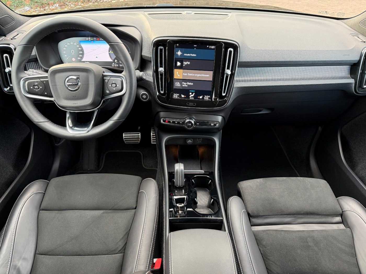 Volvo  T4 R DESIGN PHEV +CAM +LED+PRIVACY+