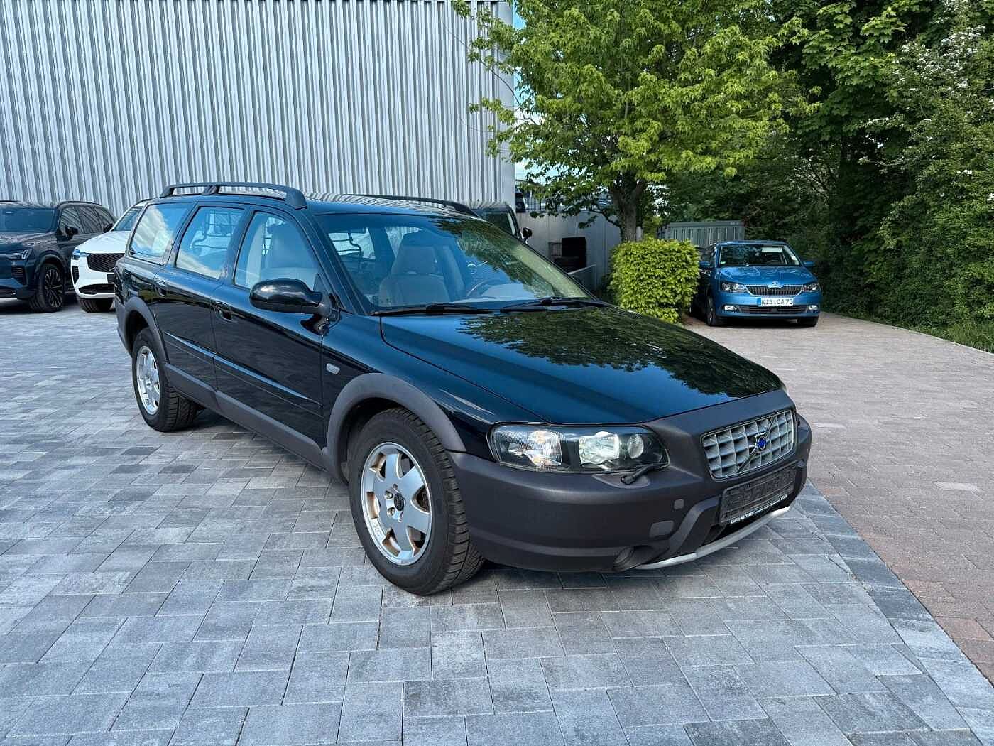 Volvo  D5 PREMIUM +SUBWOOFER+NAVI+XENON+SD+1.HAND