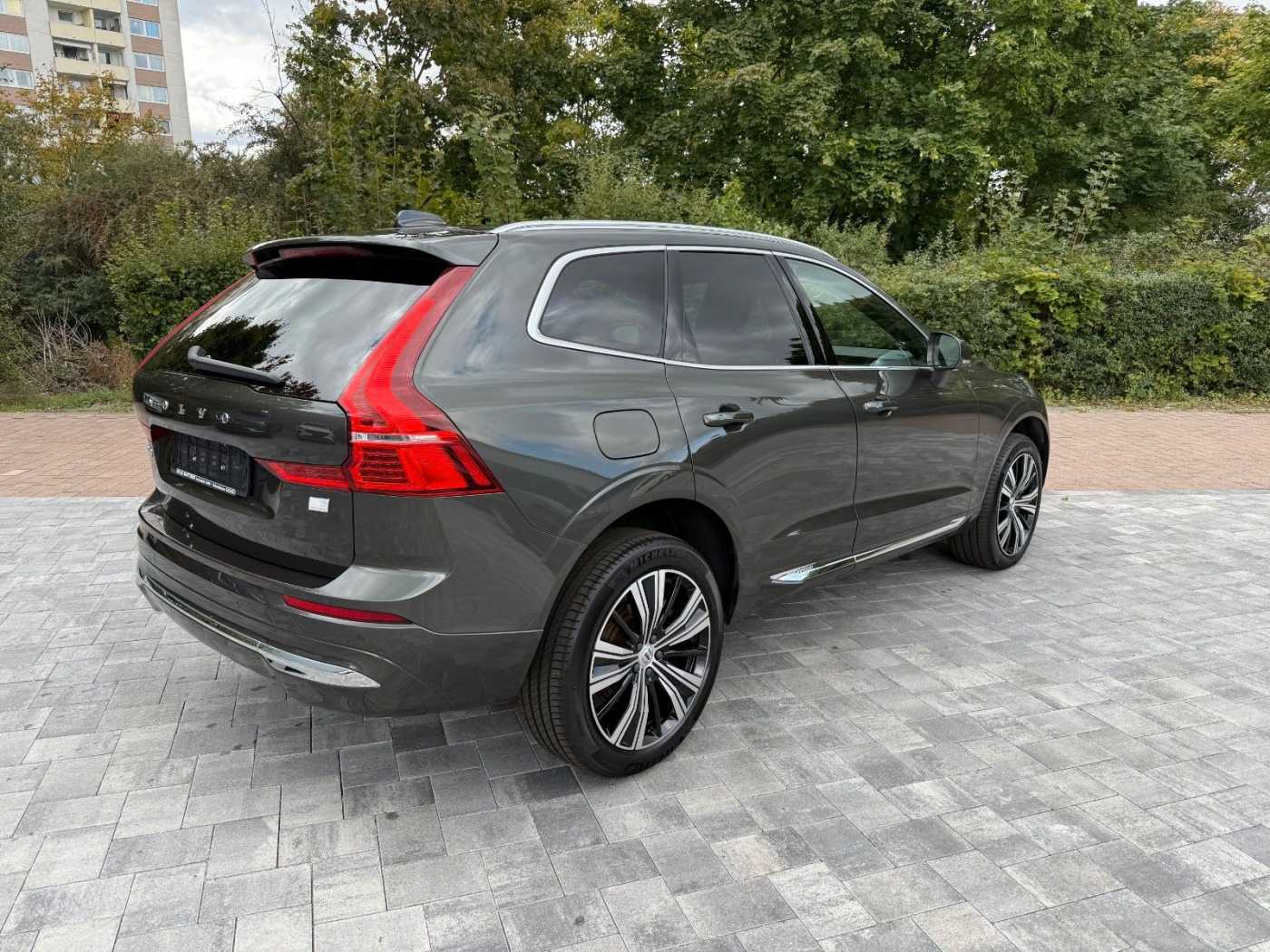 Volvo  T8 AWD INSCRIPTION+WOOL+AHK+B&W+PANO+AKUSTI
