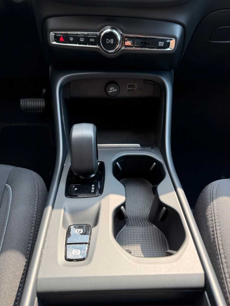 Volvo  T4 INSCRIPTION EXP. PHEV +NAVI+LED+ALU+CAM