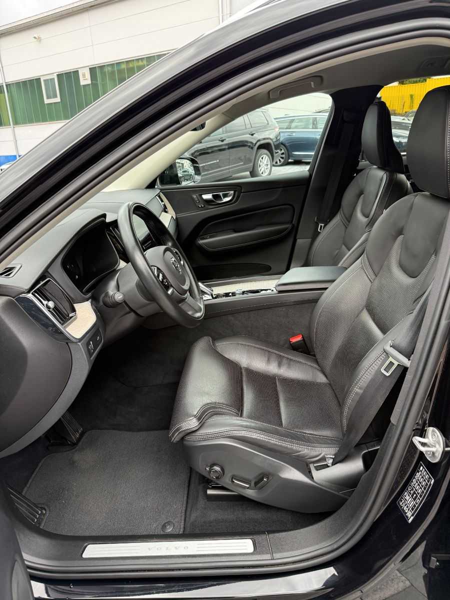 Volvo  B5 AWD INSCRIPTION+MASSAGE+STANDHZG+AHK+