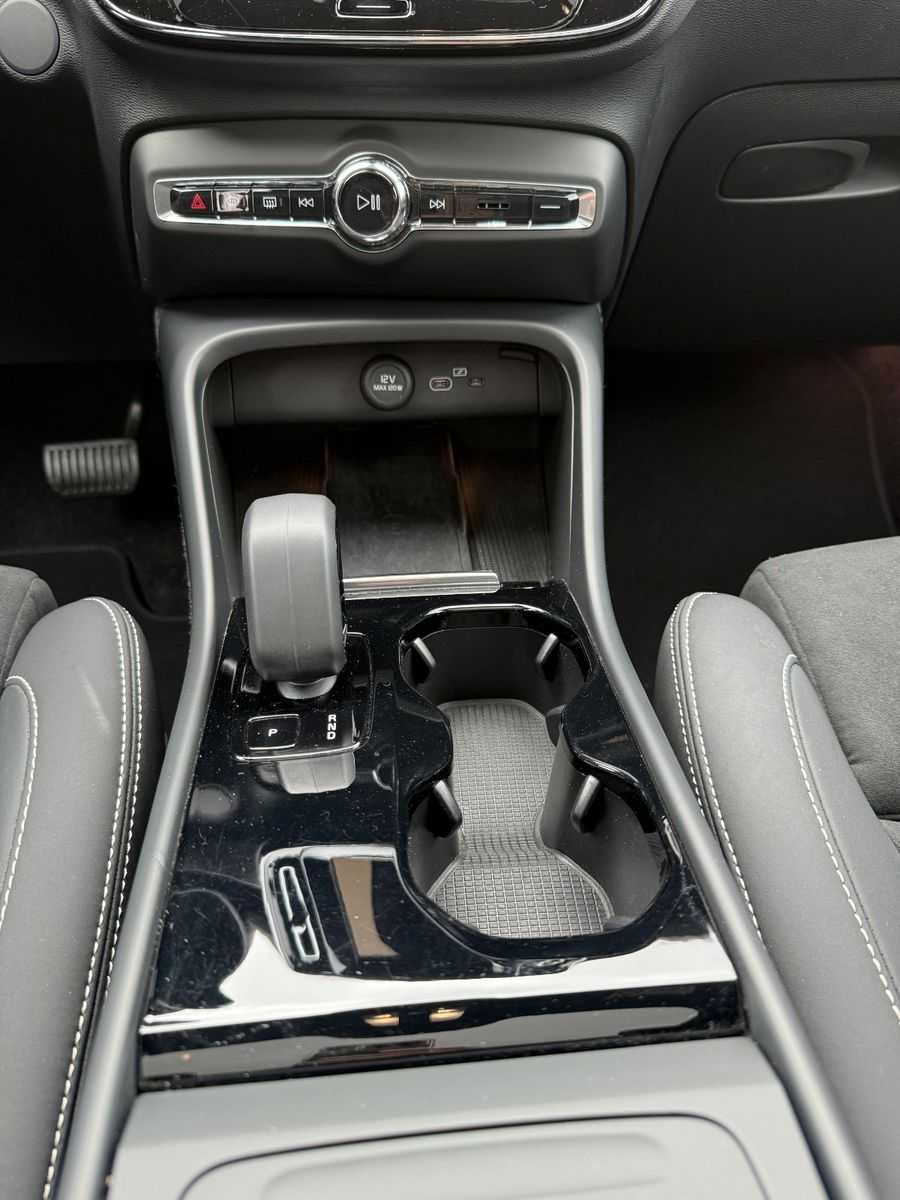 Volvo  SINGLE ULTIMATE+PILOT+PANO+BLIS+EL. SITZE+20'