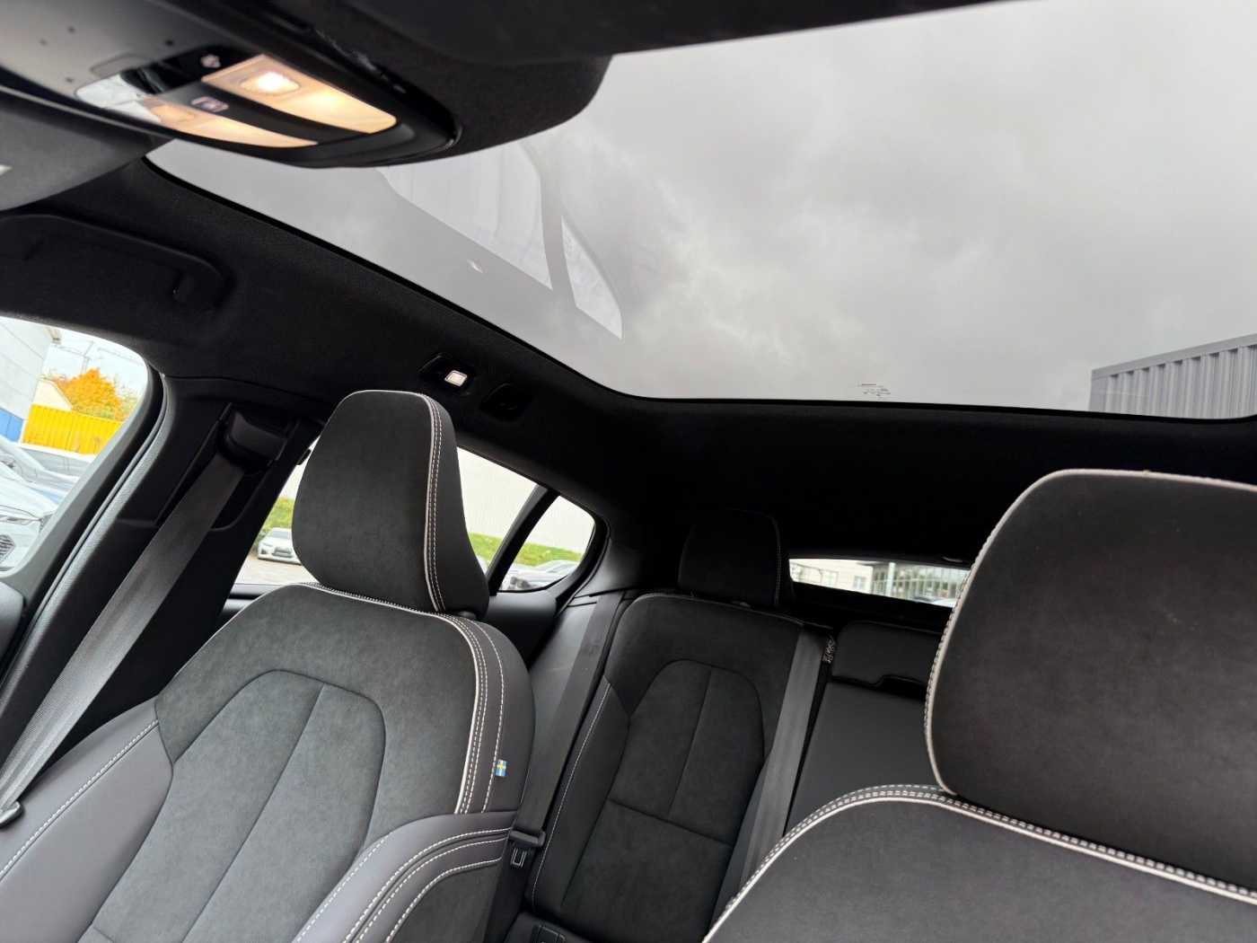 Volvo  SINGLE ULTIMATE+PILOT+PANO+BLIS+EL. SITZE+20'