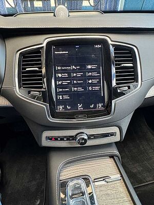 Volvo  B5 AWD INSCRIPTION+MASSAGE+AKUSTIK+STANHZG+