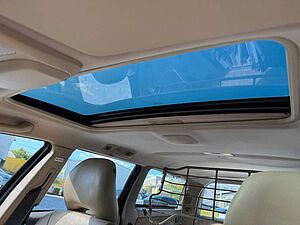 Volvo  D5 PREMIUM +SUBWOOFER+NAVI+XENON+SD+1.HAND