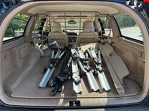 Volvo  D5 PREMIUM +SUBWOOFER+NAVI+XENON+SD+1.HAND