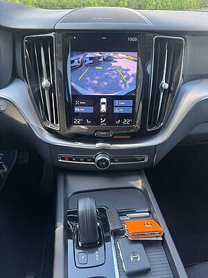 Volvo  B4 MOMENTUM PRO AWD