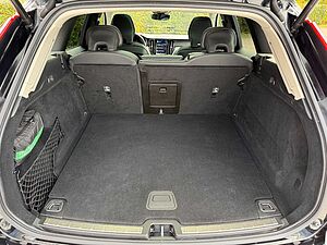 Volvo  PLUS DARK AWD GOOGLE+PANO+HARMAN