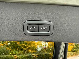 Volvo  SINGLE ULTIMATE+PILOT+PANO+BLIS+EL. SITZE+20'