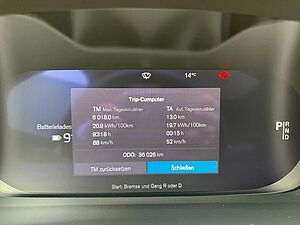 Volvo  SINGLE ULTIMATE+PILOT+PANO+BLIS+EL. SITZE+20'