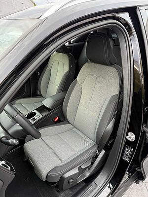 Volvo  T4 CORE PHEV+NAVI+CAM+SITZHZG+ALLWETTER