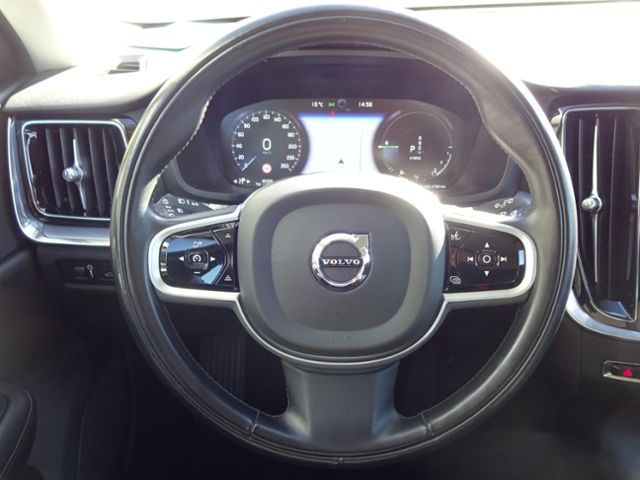 Volvo  T6 R Design Plug-In AHK AWD Standhzg.