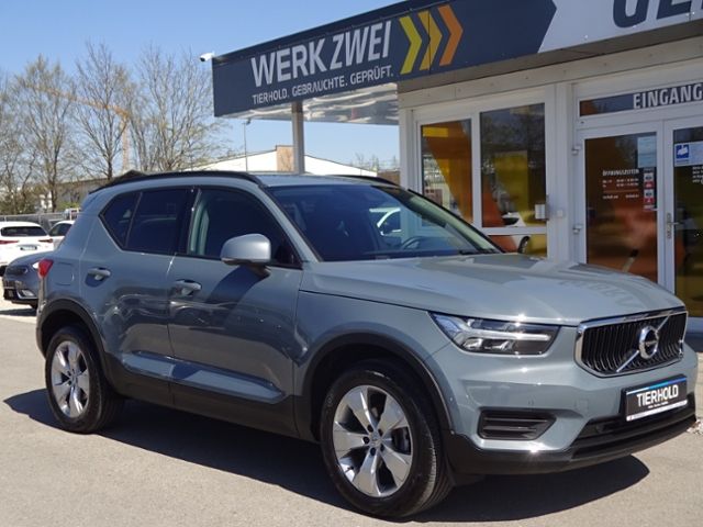 Volvo  T3 Momentum Core 2WD BLIS Navi Kamera