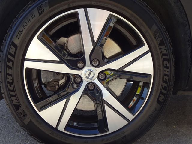 Volvo  T5 R Design Plug-In 2WD PANO Alcantara DAB