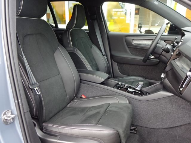 Volvo  T5 R Design Plug-In 2WD 360° Navi Standhz.