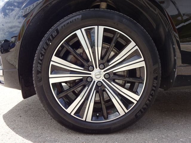 Volvo  B4 Ultimate Bright AWD ACC HUD PANO Google