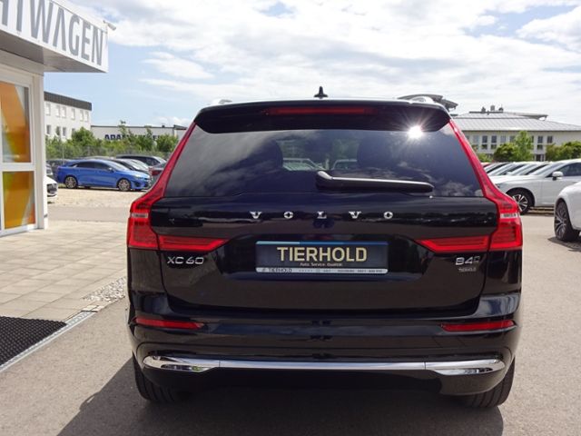 Volvo  B4 Ultimate Bright AWD ACC HUD PANO Google
