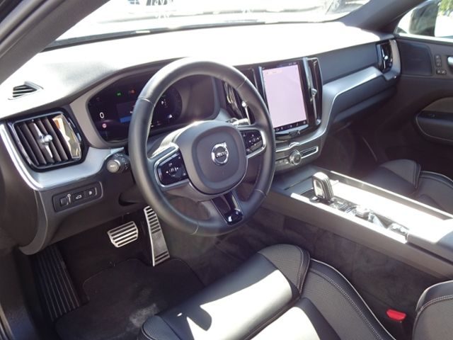 Volvo  T6 R Design Plug-In AWD ACC PANO Google 360