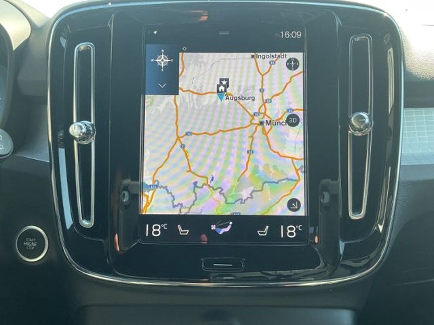Volvo  T4 Inscription Plug-In 2WD Kamera Navi DAB