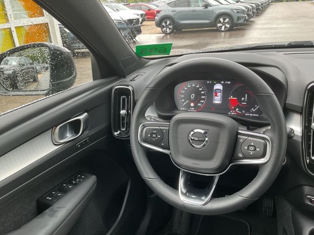 Volvo  T4 Core Plug-In 2WD AHK 360° Navi Keyless